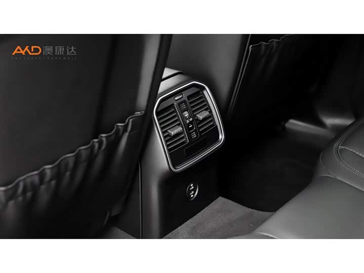 Фото 9 - Porsche Macan