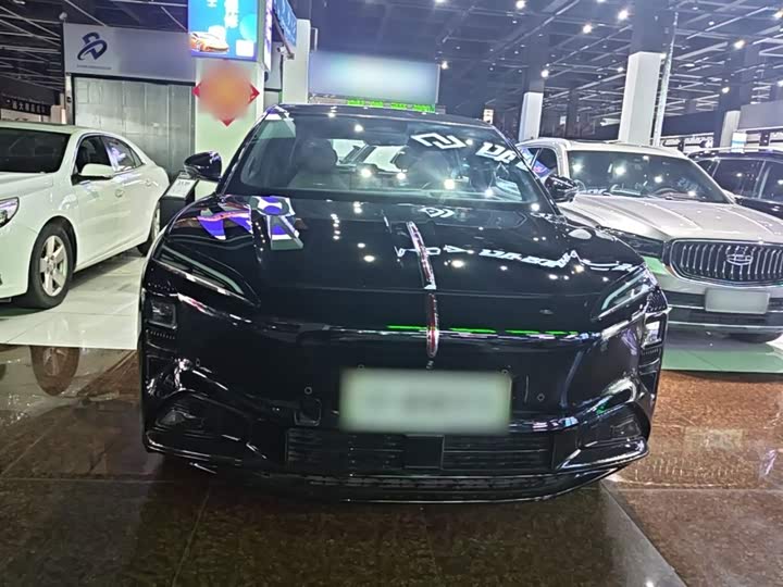 2025 Hongqi EHS7 (Tiangong 08)