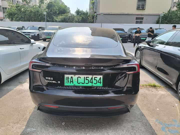Zdjęcie 7 - Tesla Model 3