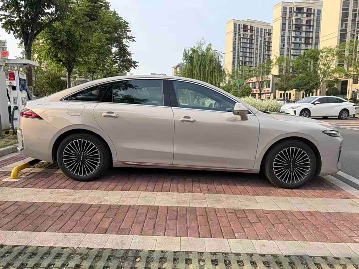 Roewe M7 DMH 2025 2025款 160km臻享版