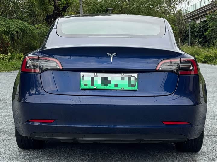Фото 5 - Tesla Model 3