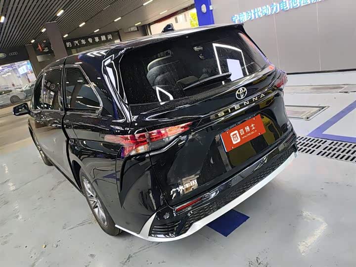 2026 Toyota Sienna