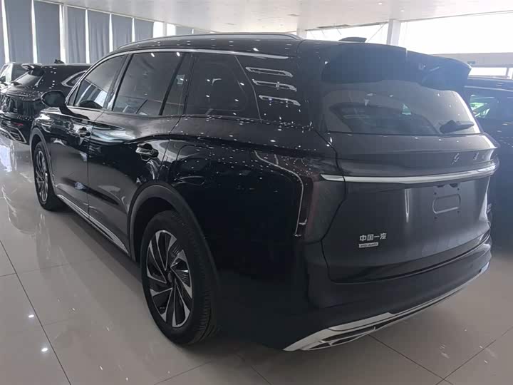 2024 Hongqi HS7 Hybrid