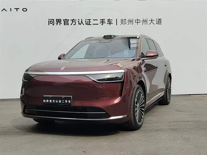 Aito M8 2025 2025款 增程 Ultra版 53.4kWh 5座版 (192线激光雷达）