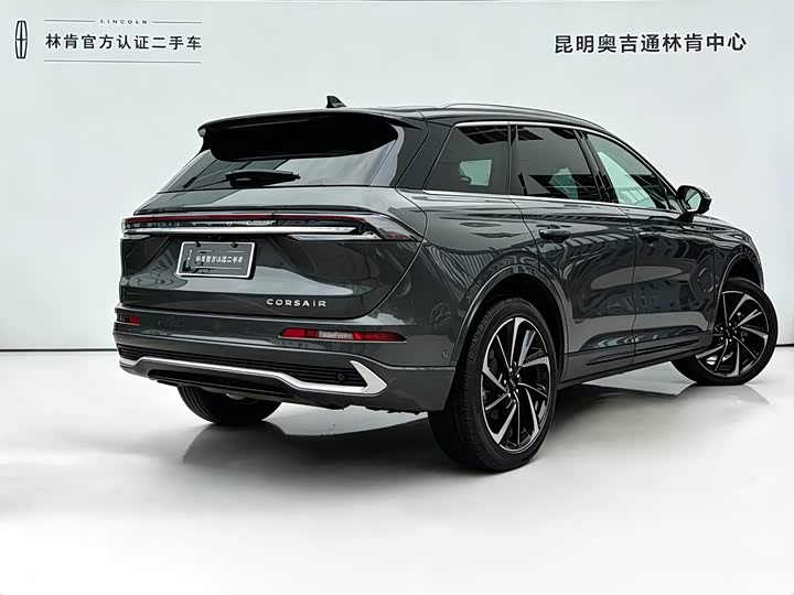 Фото 4 - Lincoln Corsair
