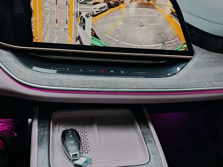 2025 Hongqi EHS7 (Tiangong 08)