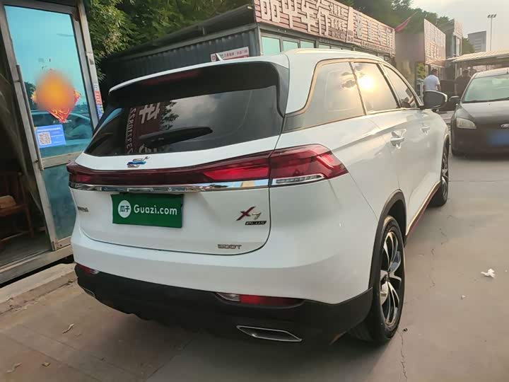 Changan Oshan X7 Plus 2023 2023款 畅享版 1.5T自动尊贵型