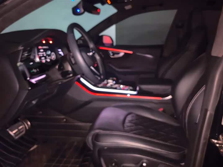 Audi Q8 2022 2022款 55 TFSI 尊享动感型