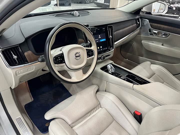 Zdjęcie 3 - Volvo S90