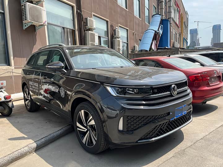 Volkswagen Tavendor 2024 2024款 380TSI 四驱R-Line巡游 众享款