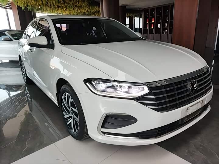 Фото 4 - Volkswagen Lavida
