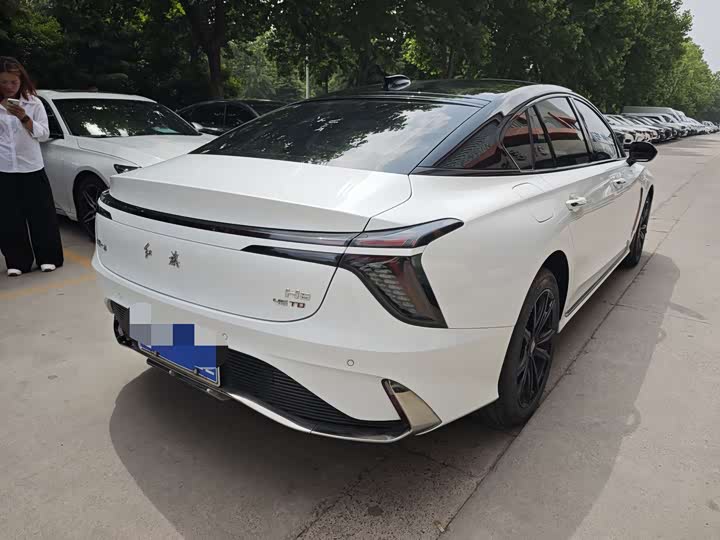 Zdjęcie 5 - Hongqi H6