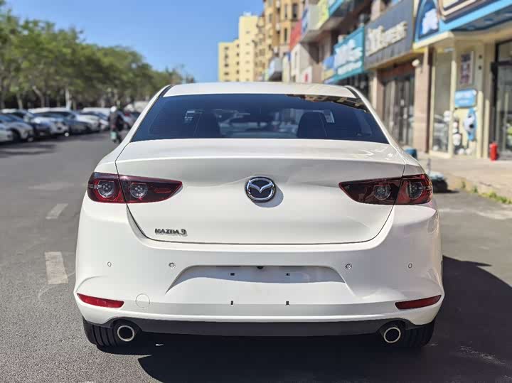 Фото 9 - Mazda 3 (Axela)