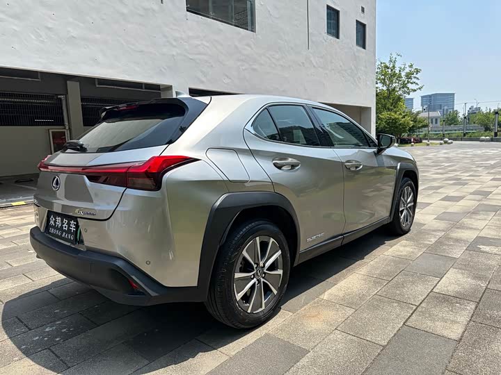 Lexus UX Hybrid 2020 2020款 300e 纯·悦版