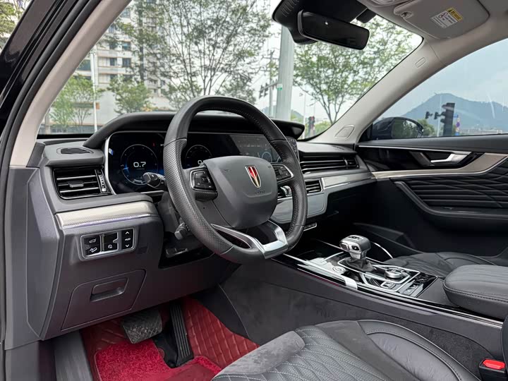 Photo 5 - Hongqi HS5