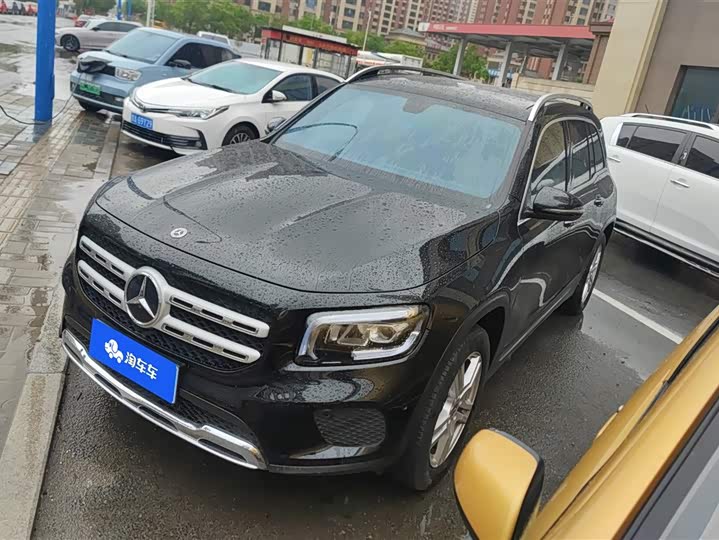 Photo 1 - Mercedes-Benz GLB-Class