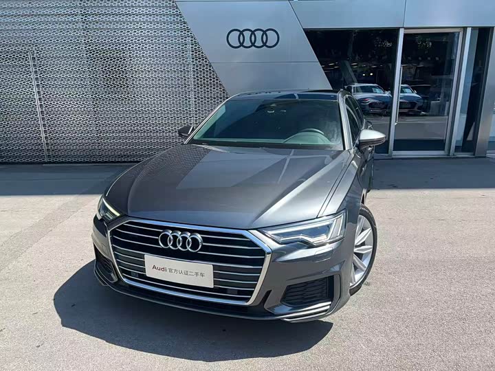 Фото 1 - Audi A6L