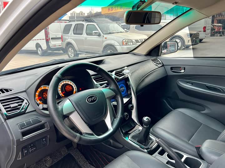 2020 BYD F3