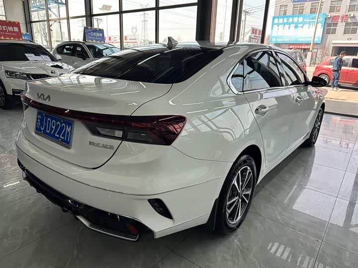 Kia K3 2023 2023款 1.5L CVT豪华版