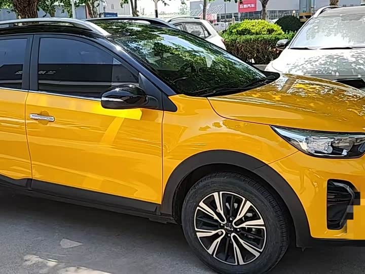 Kia KX1 2021 2021款 1.4L CVT天窗款