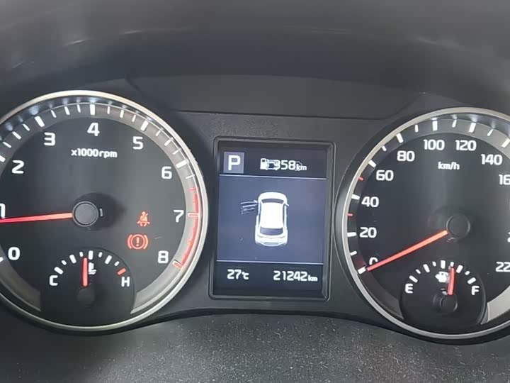 Kia KX1 2021 2021款 1.4L CVT天窗款