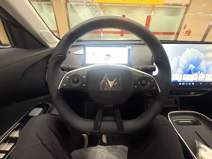 BAIC Arcfox T1 2025 2025款 320 PRO