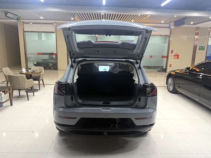 BAIC Arcfox T1 2025 2025款 320 PRO
