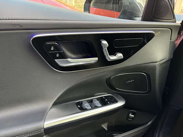 Фото 9 - Mercedes-Benz C-Class