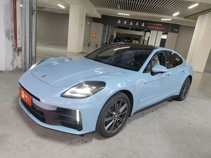 2026 Porsche Panamera