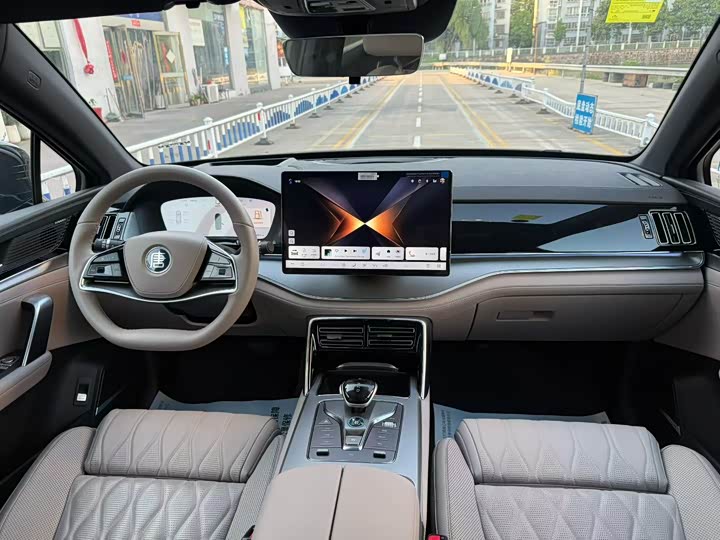Фото 7 - BYD Tang Hybrid/EV
