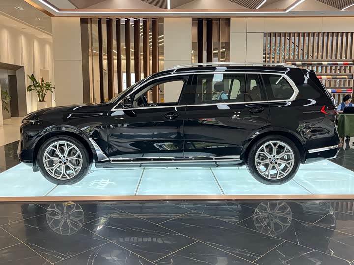 BMW X7 2026 2026款 xDrive40i 领先豪华套装 7座