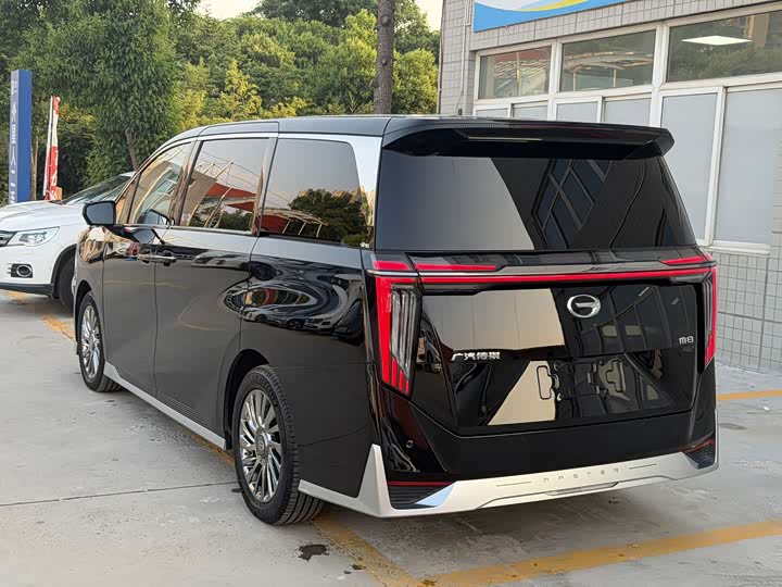 Фото 4 - GAC Trumpchi M8