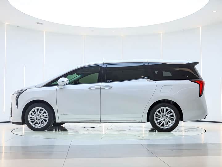 Buick GL8 Century 2025 2025款 2.0T 六座蕴世版