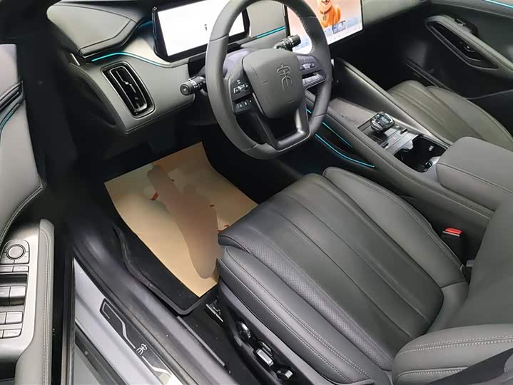 BYD Song L 2025 2025款 智驾版 662km 激光雷达卓越型