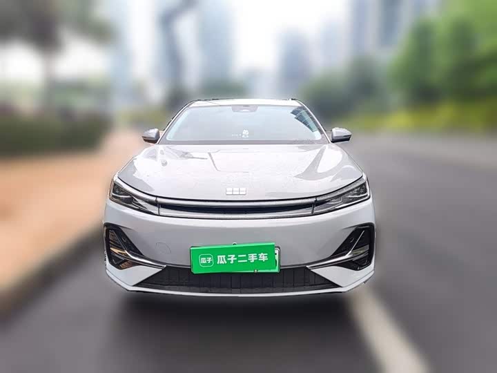 Geely Galaxy A7 2025 2025款 EM-i 70km 豪享版