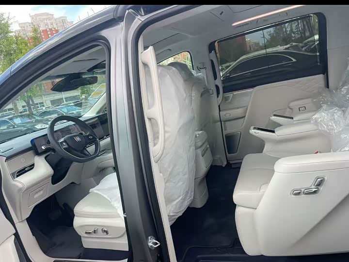 Buick GL8 Hybrid 2026 2026款 纯电奢享版