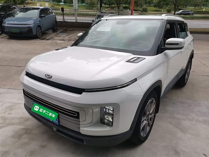 Фото 1 - Geely Icon