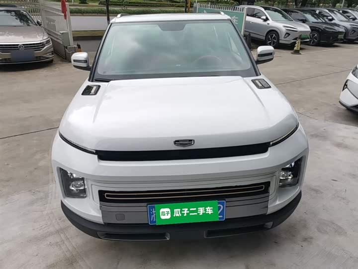 Фото 3 - Geely Icon