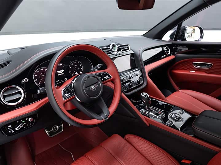Фото 9 - Bentley Bentayga
