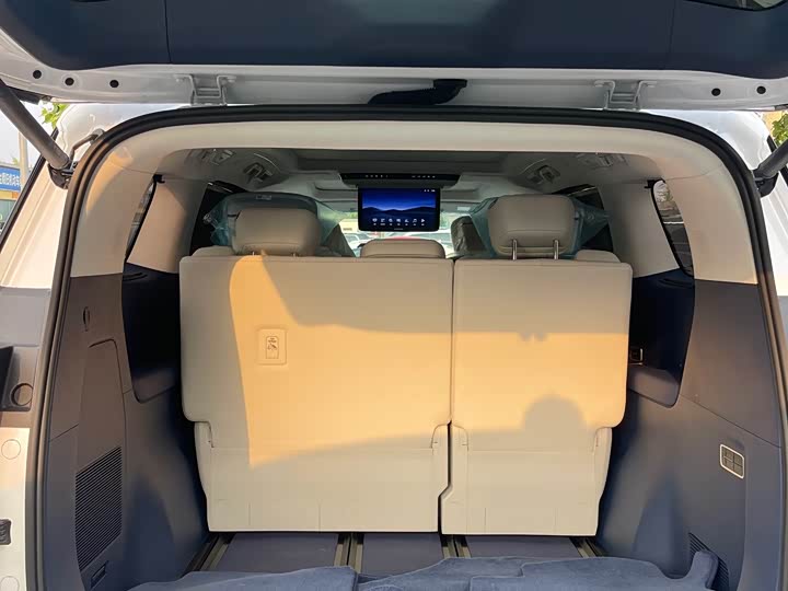 Buick GL8 Century 2025 2025款 2.0T 七座蕴世版