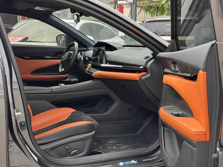 Zdjęcie 9 - Changan UNI-V