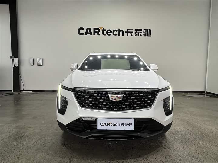 2024 Cadillac XT4