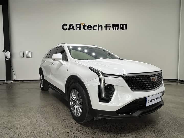 2024 Cadillac XT4
