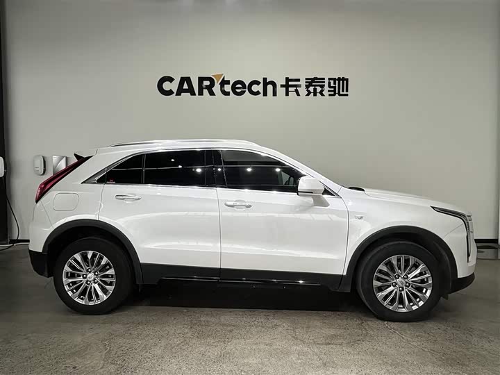 2024 Cadillac XT4