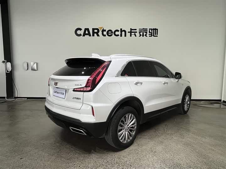 Cadillac XT4 2024 2024款 28T 两驱豪华型