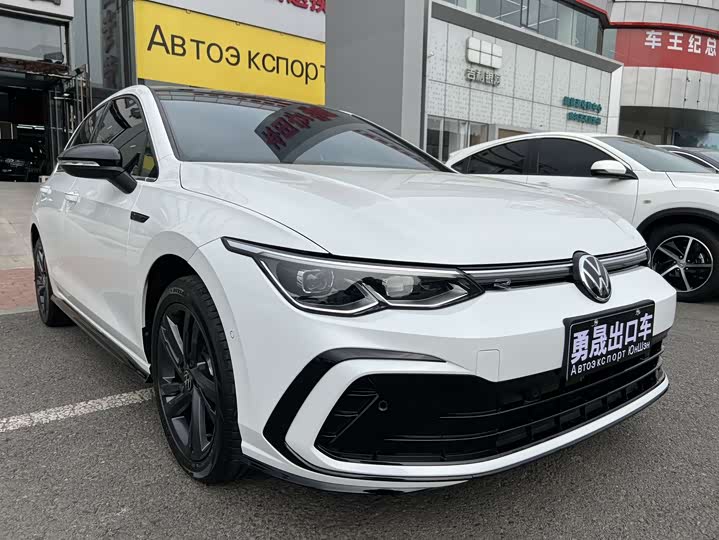 Фото 3 - Volkswagen Golf