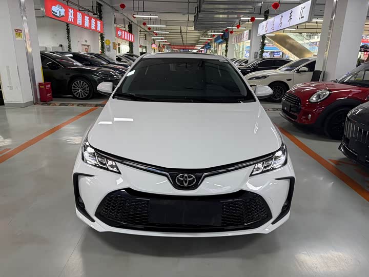 Toyota Corolla 2024 2024款 1.8L 智能电混双擎 精英版
