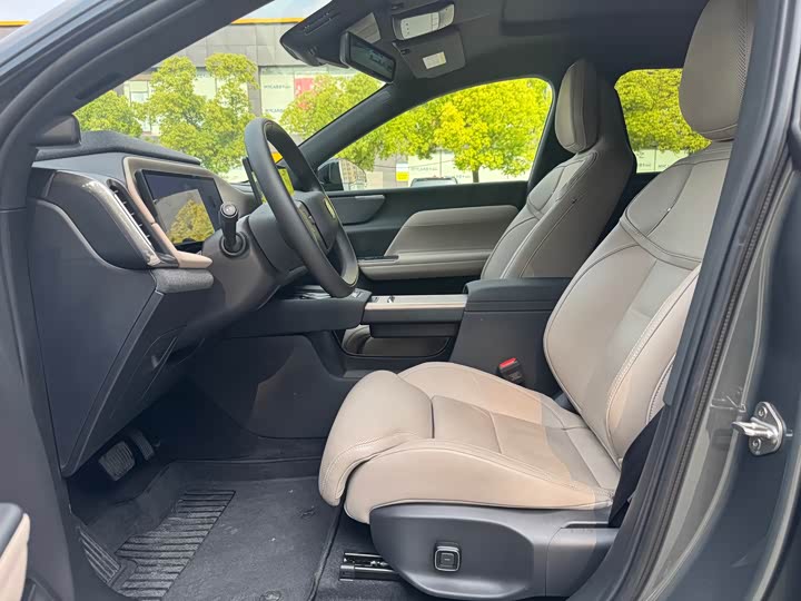 Volvo XC70 Hybrid 2026 2026款 四驱超长续航Ultra