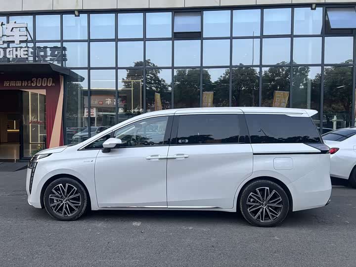 GAC Trumpchi E8 2024 2024款 150km 龙腾光辉版