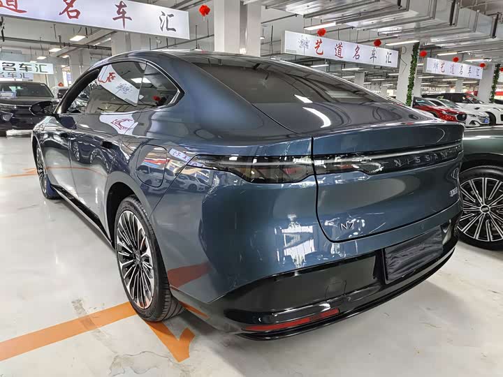 Zdjęcie 6 - Nissan N7